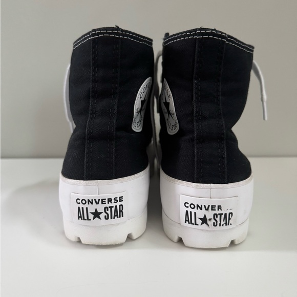 Converse Chuck Taylor All Star Lugged High Top Sneakers - Picture 2 of 5